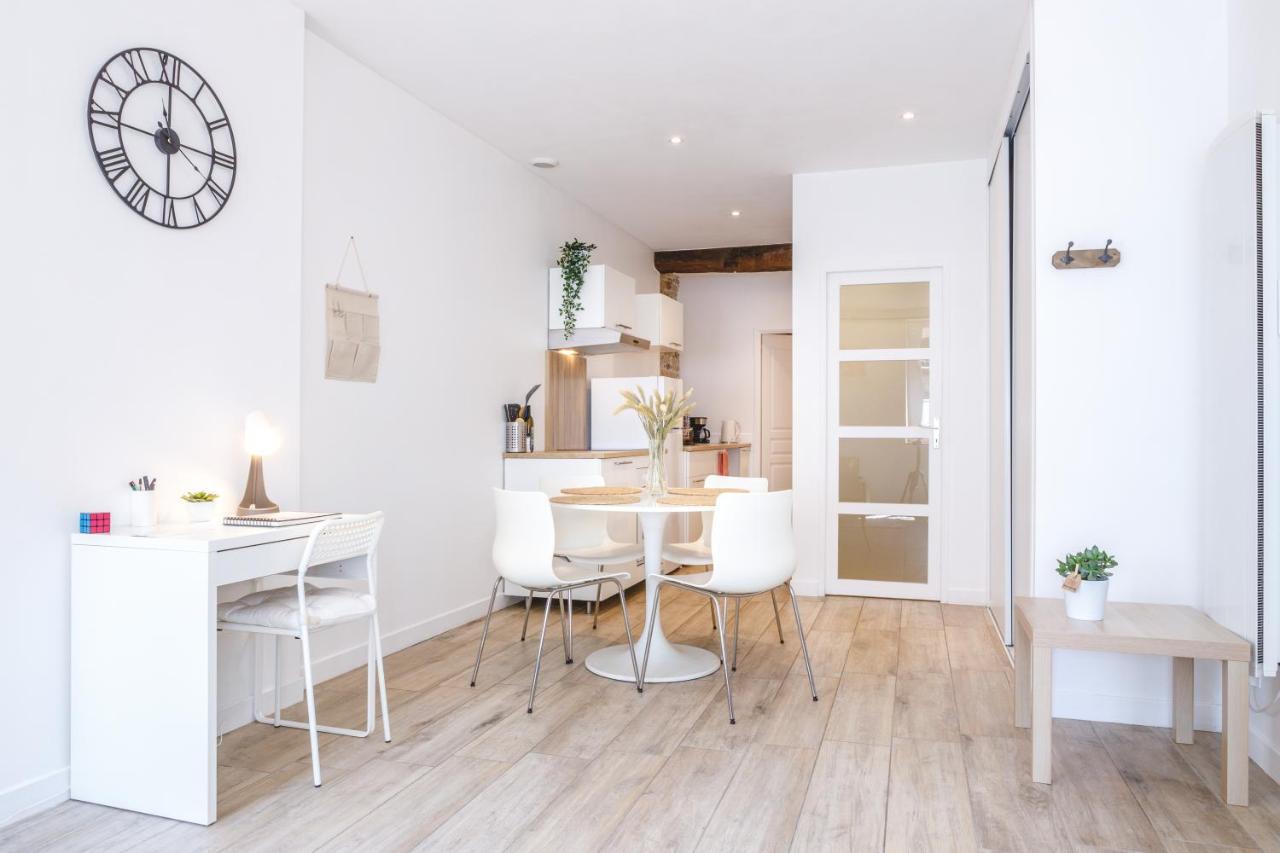 Appartement Hypercentre Rdc - New Location Bourg-en-Bresse Esterno foto